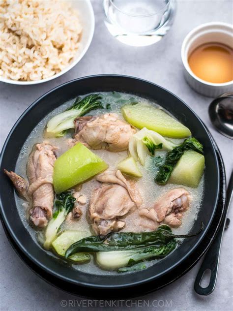 manok in English .